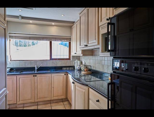 4 BEDROOM PROPERTY TO RENT IN SEASIDE LONGSHIPS